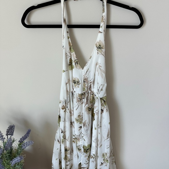 Floral Dress - Picture 6 of 8